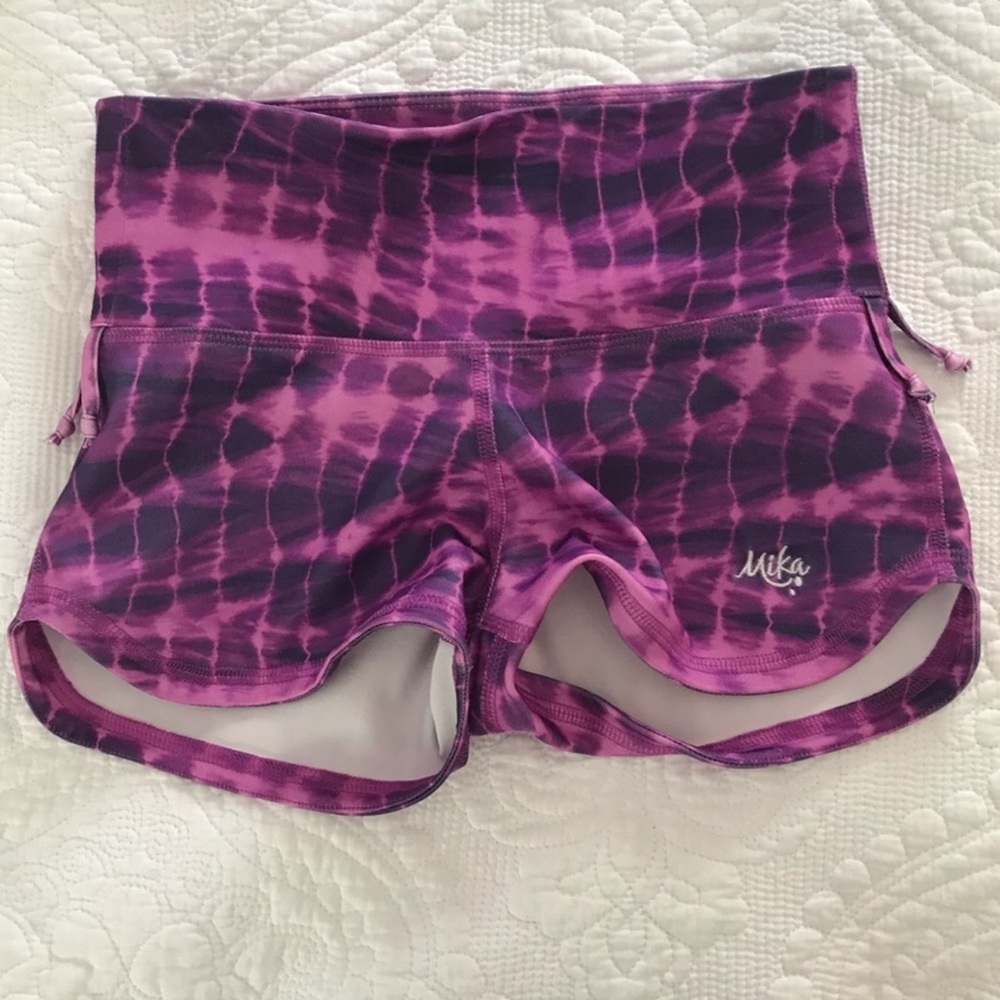 NWOT Mika Tie Dye Yoga Shorts